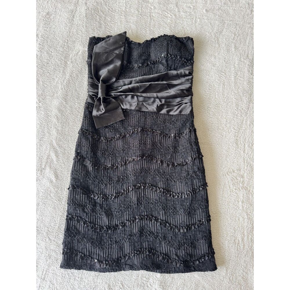 Black strapless bodycon mini dress by Love Culture. M